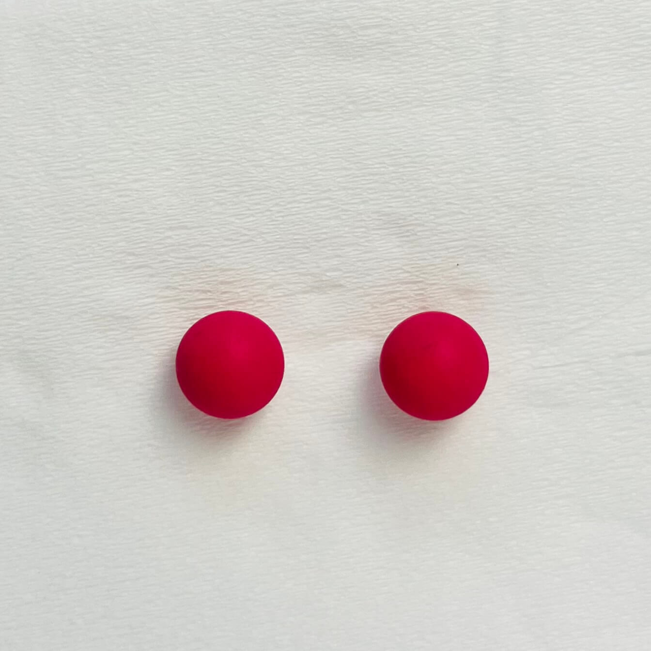 ROUND COLORFUL STUDS (PINK) - GOLDEN