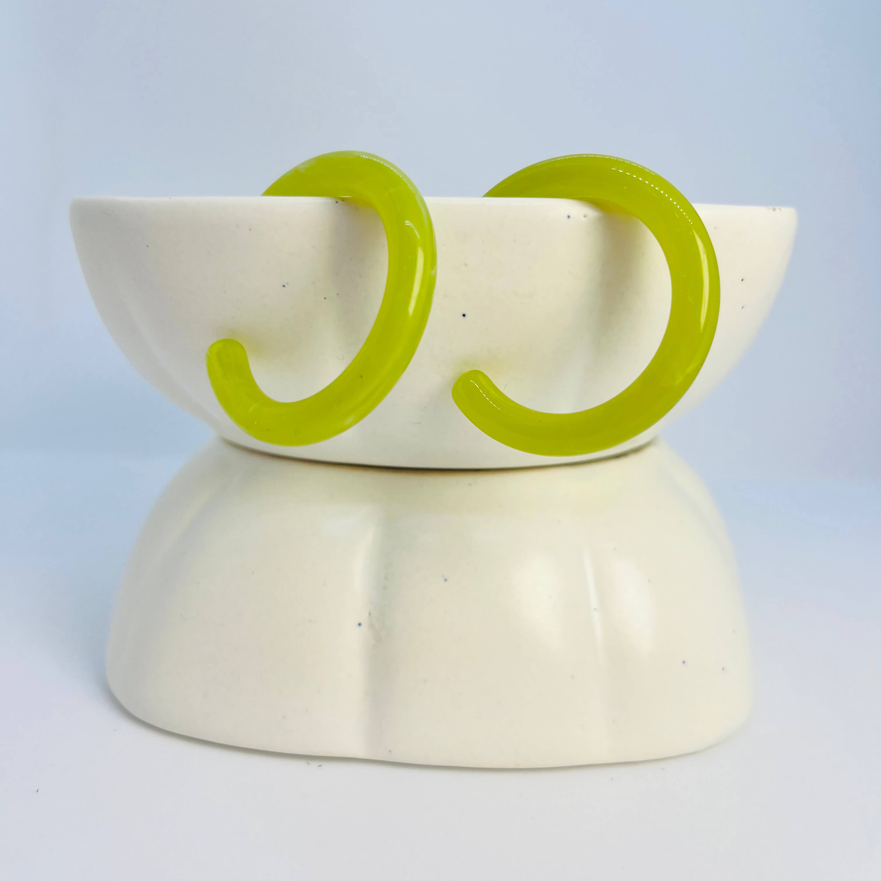 ACRYLIC SLIM PASTEL HOOPS (GREEN) - SILVER